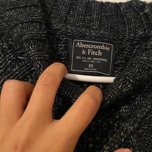 Abercrombie Crewneck sweater